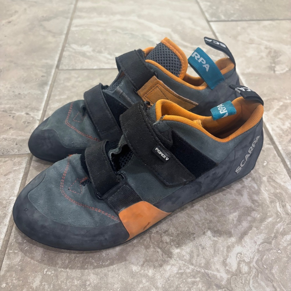 Scarpa Force V Rock Climbing Shoes Gray Orange Vibram XS Edge Men 10 EU 43 70018